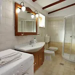 Extra Virgin Apartment Apartment